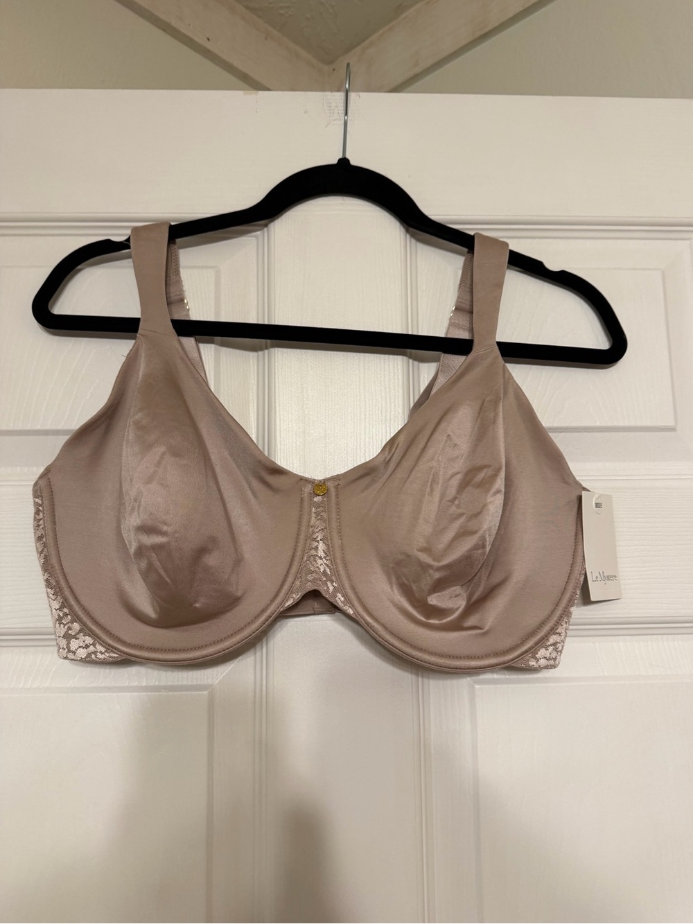 Le Mystere Smooth Full Coverage Underwire Bra in Taupe
